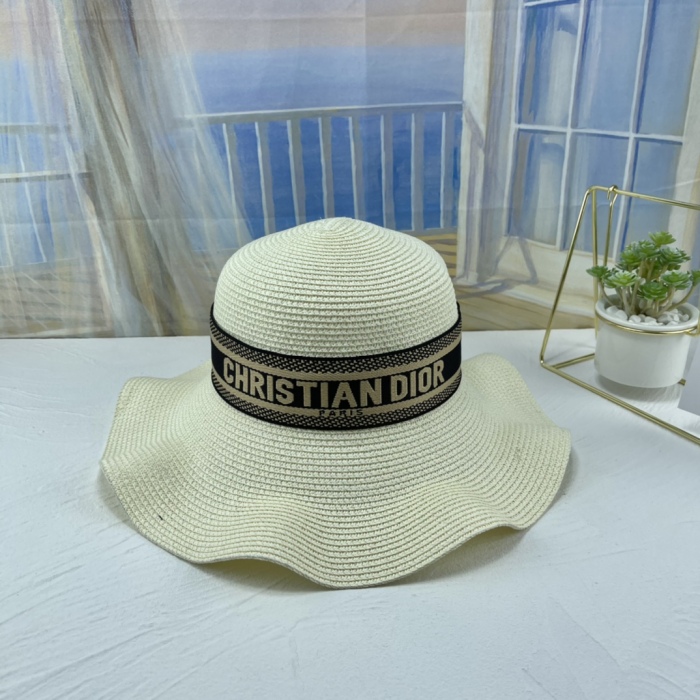 Top Hats 57cm