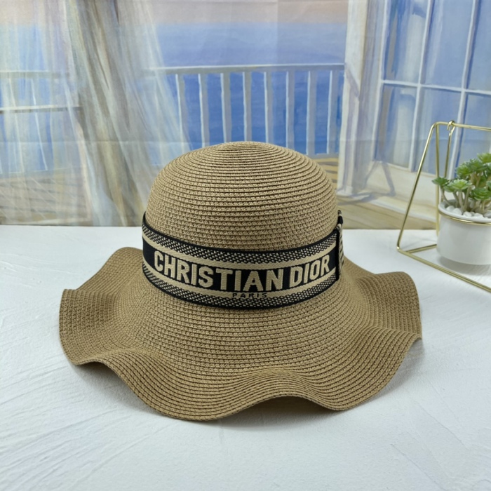 Top Hats 57cm