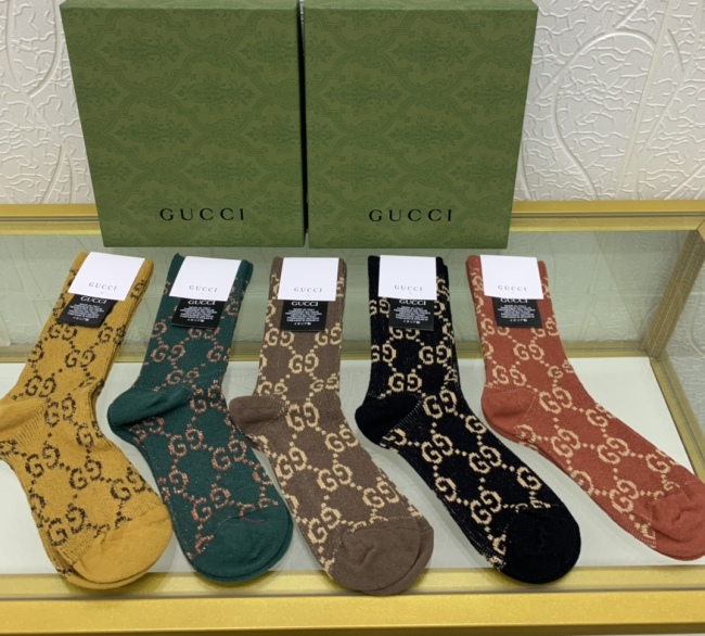 Socks 5 pairs