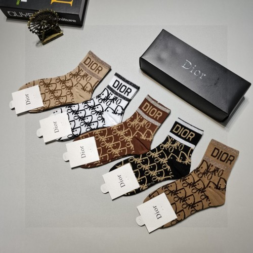 Socks 5 pairs
