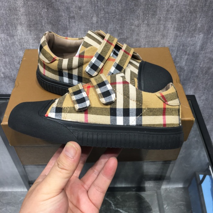 Kids Top Sneakers