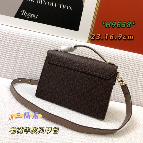 M*ichael K*ors Top Bag 23*16*9cm