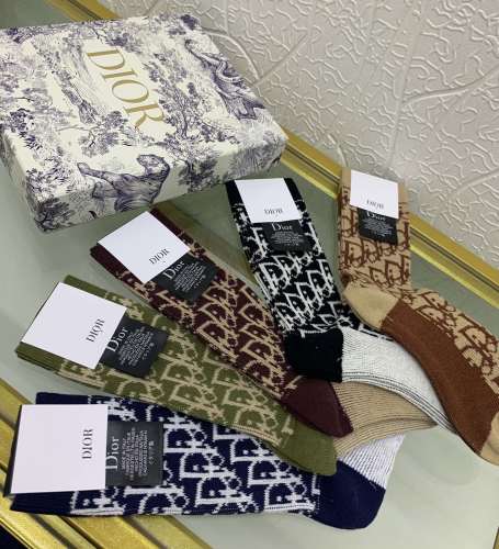 Socks 5 pairs