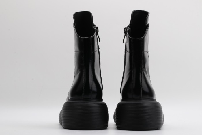 Women D*YMONLATRY Top Sneaker