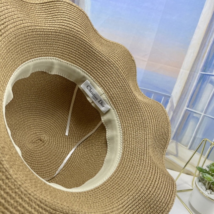 Top Hats 57cm