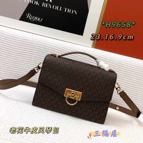M*ichael K*ors Top Bag 23*16*9cm