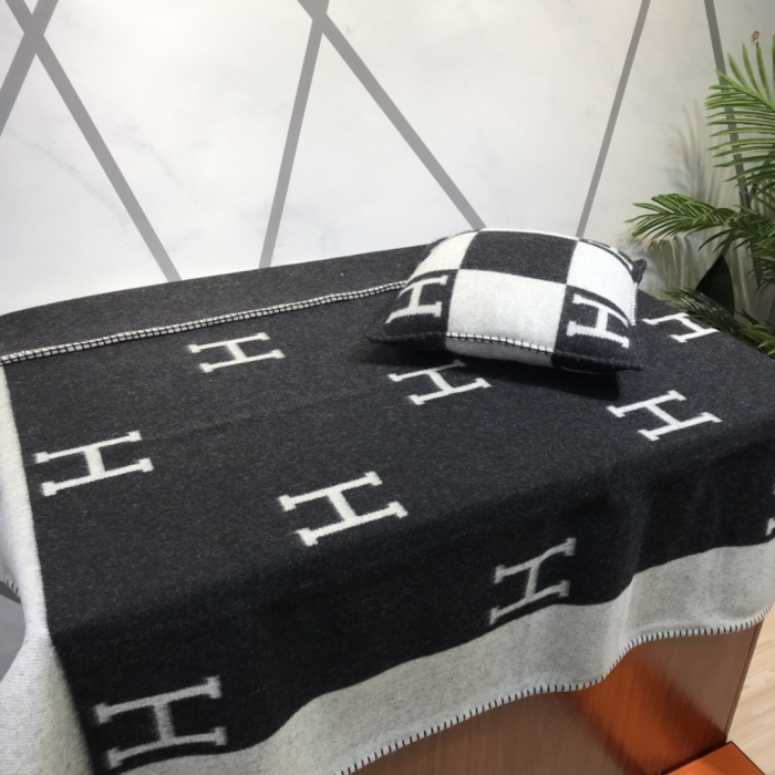 Blanket Top Quality 180*135CM
