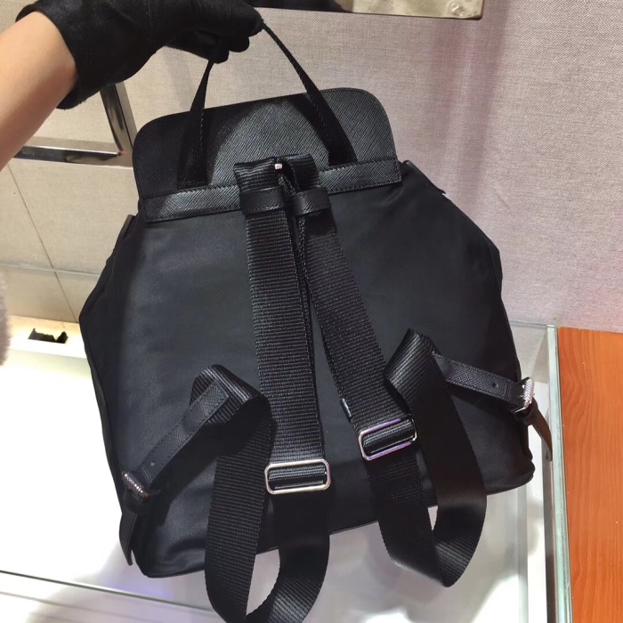 P*rada Top Bag 30*32*15cm