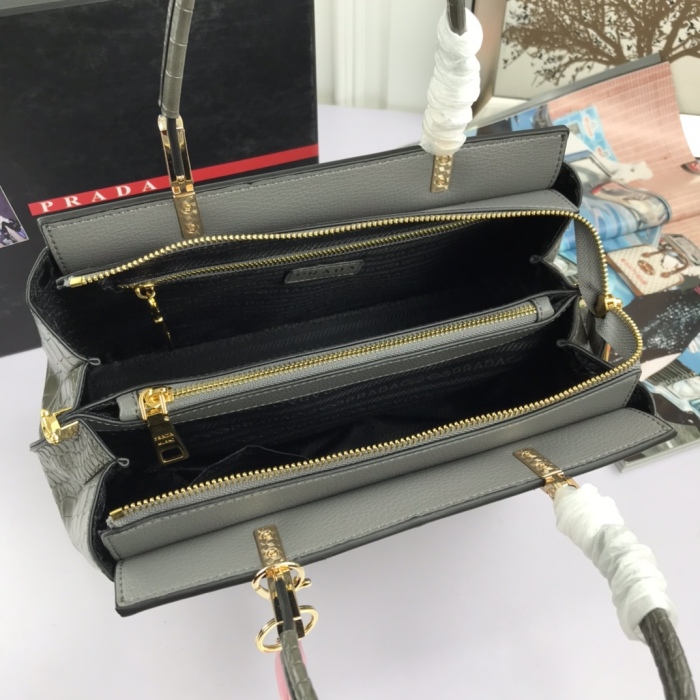P*rada Top Bag 30*23*13cm
