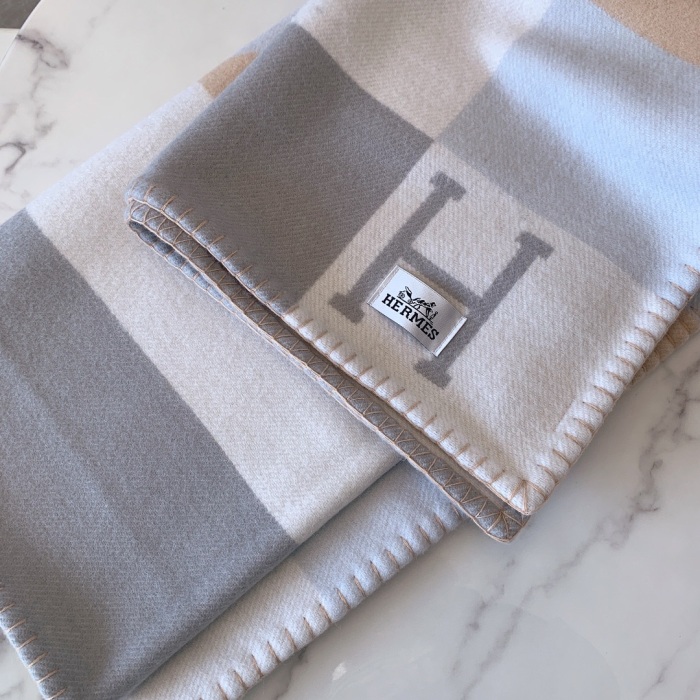 Blanket Top Quality 170*135CM