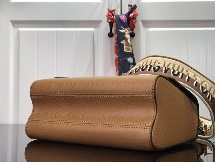 L*ouis V*uitton Top Bag 23*17*9.5cm