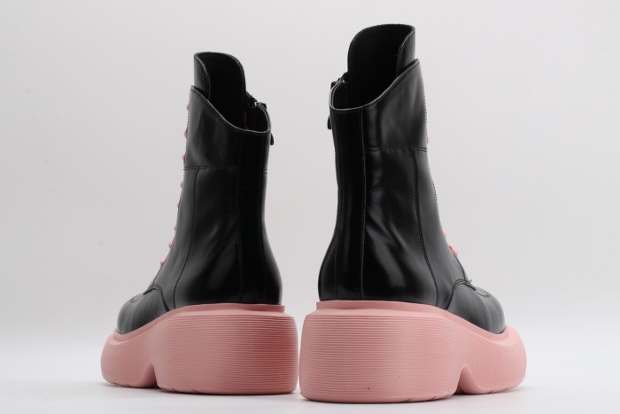 Women D*YMONLATRY Top Sneaker