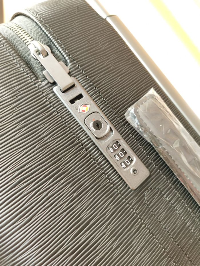 Luggage ask price on whatsapp