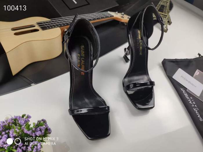 Women Y*SL Top Pumps