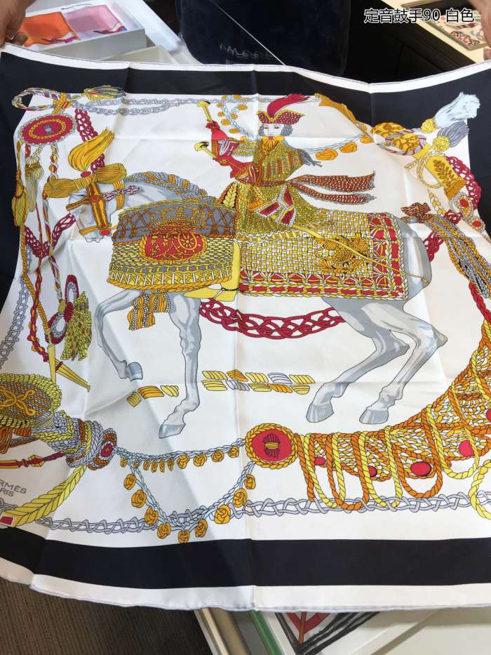Scarf 90*90cm