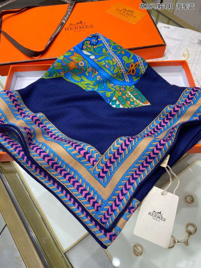 Scarf 140*140cm