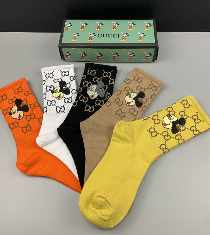 Socks 5 pairs