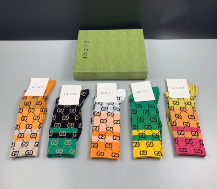 Socks 5 pairs