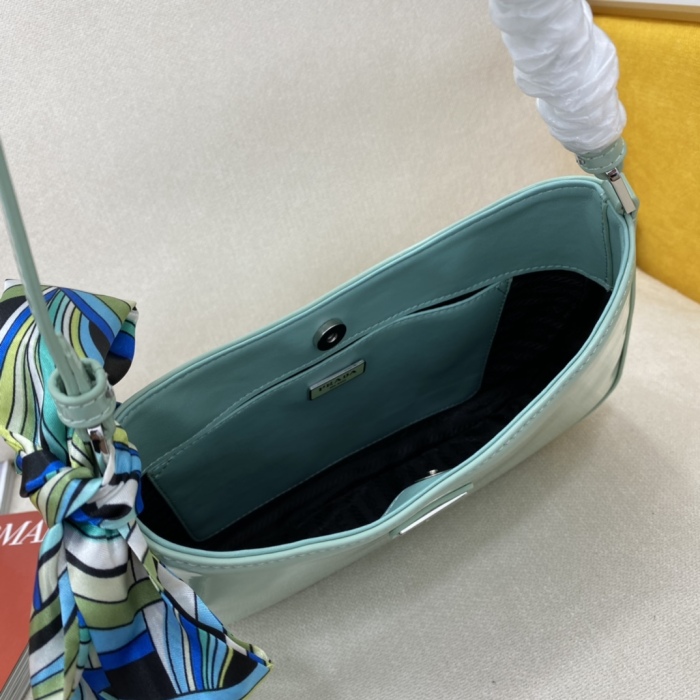 P*rada Top Bag 26cm
