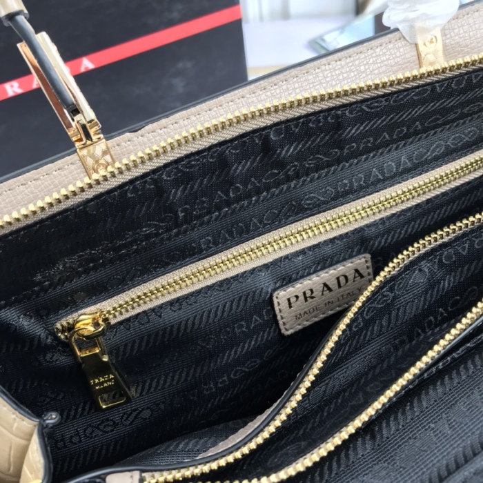 P*rada Top Bag 30*23*13cm