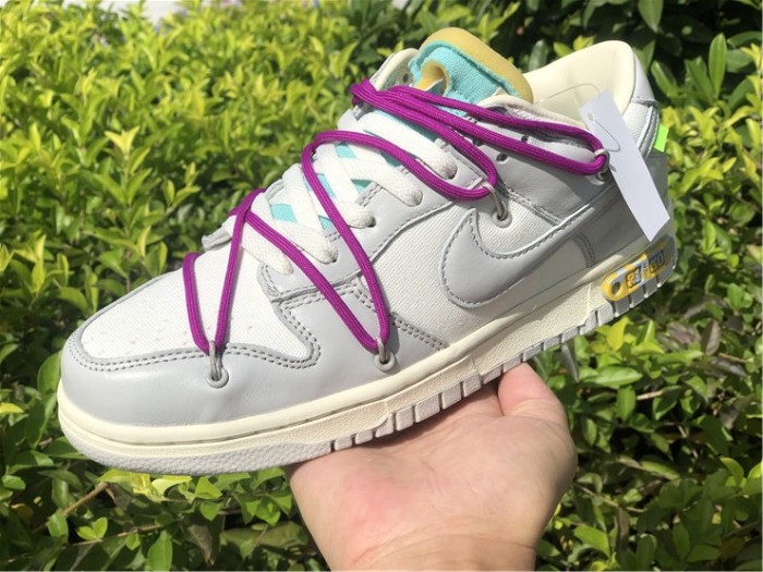 O*ff-W*hite x Nike Dunk Low DM1602-100