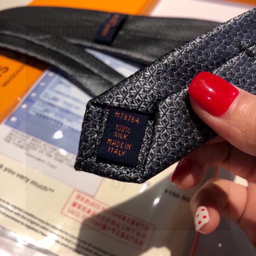 Necktie