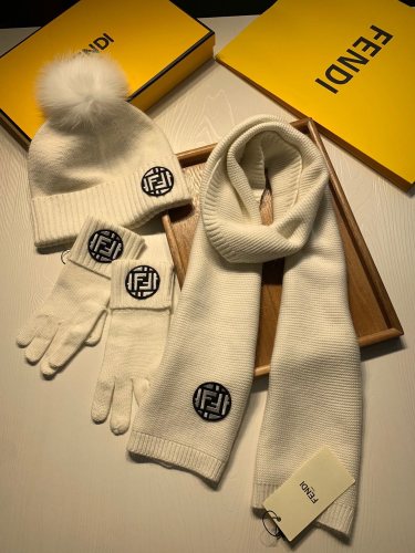 Scarf three-piece