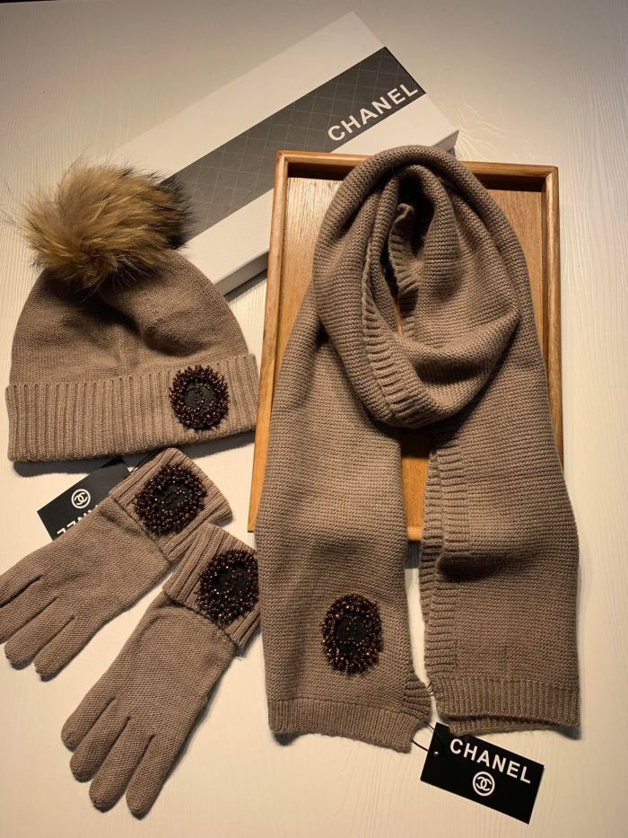 Scarf three-piece