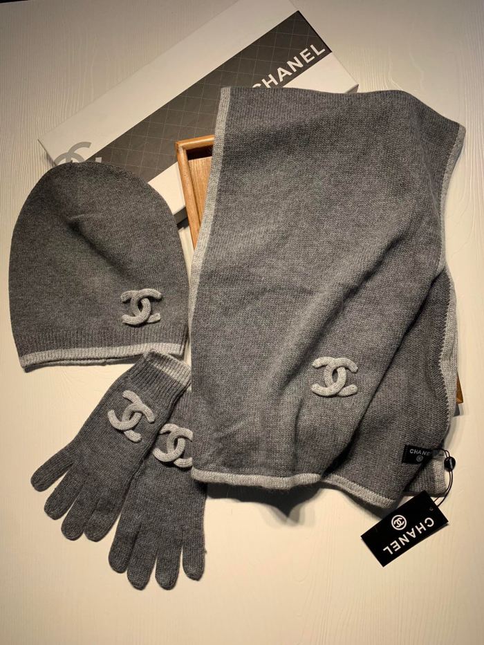 Scarf three-piece