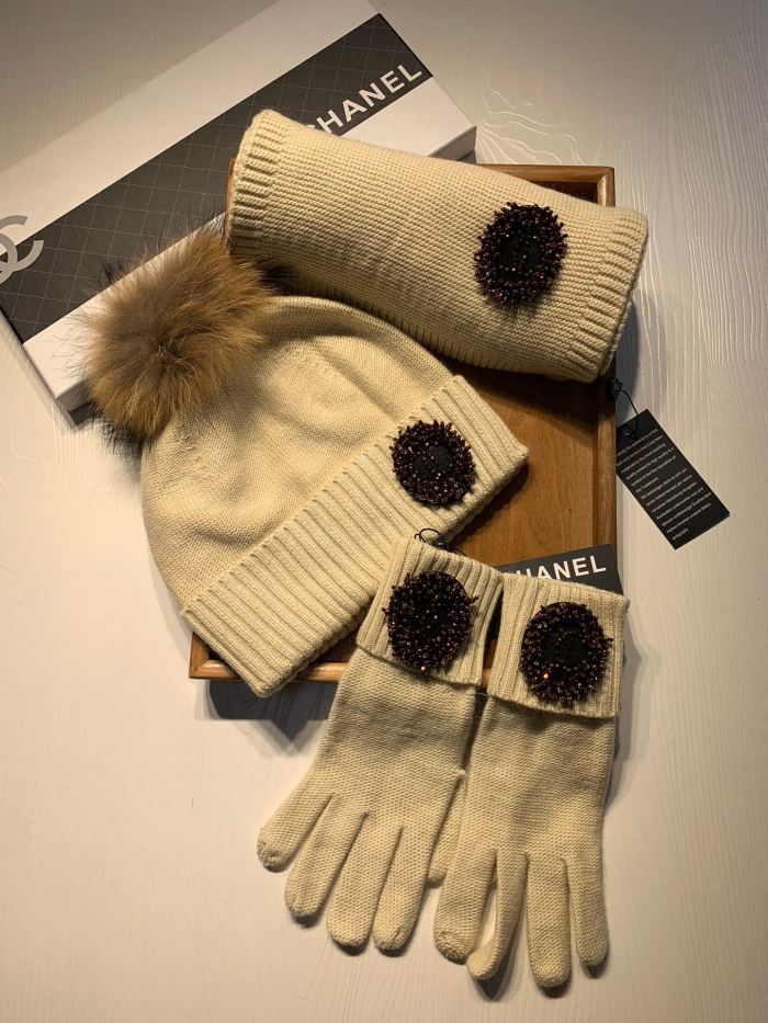 Scarf three-piece