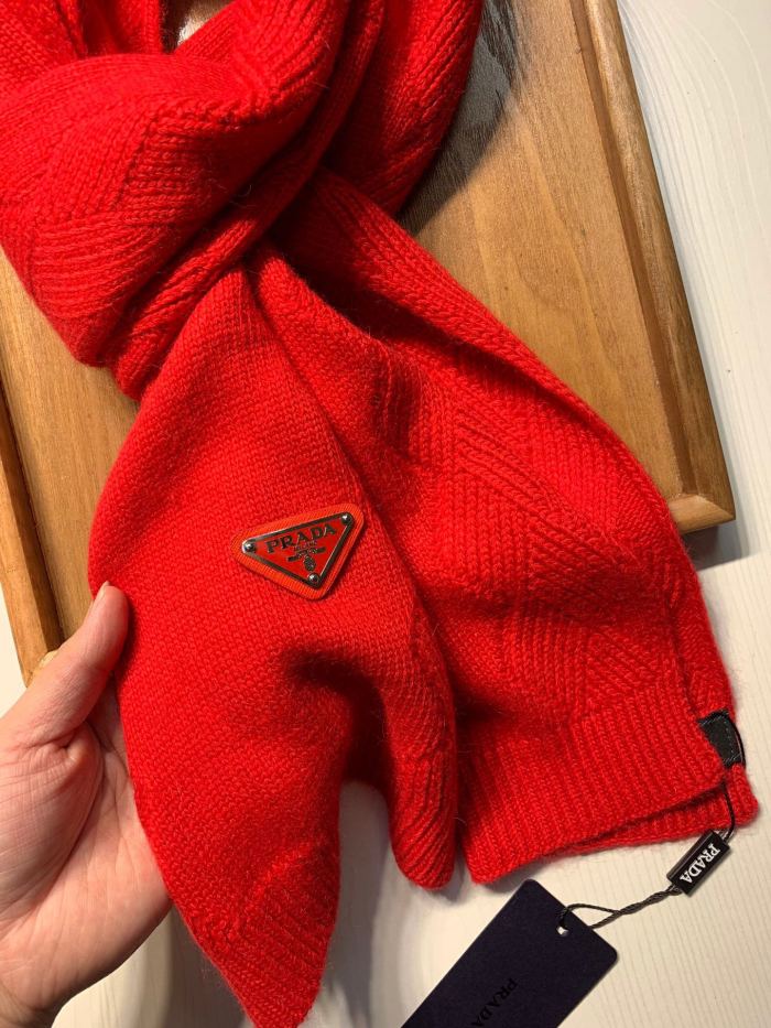 Scarf three-piece