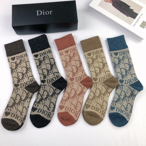 Socks 5 pairs