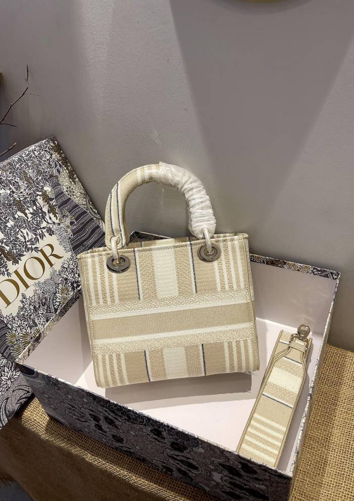 D*ior Top Bag 24*20*11cm