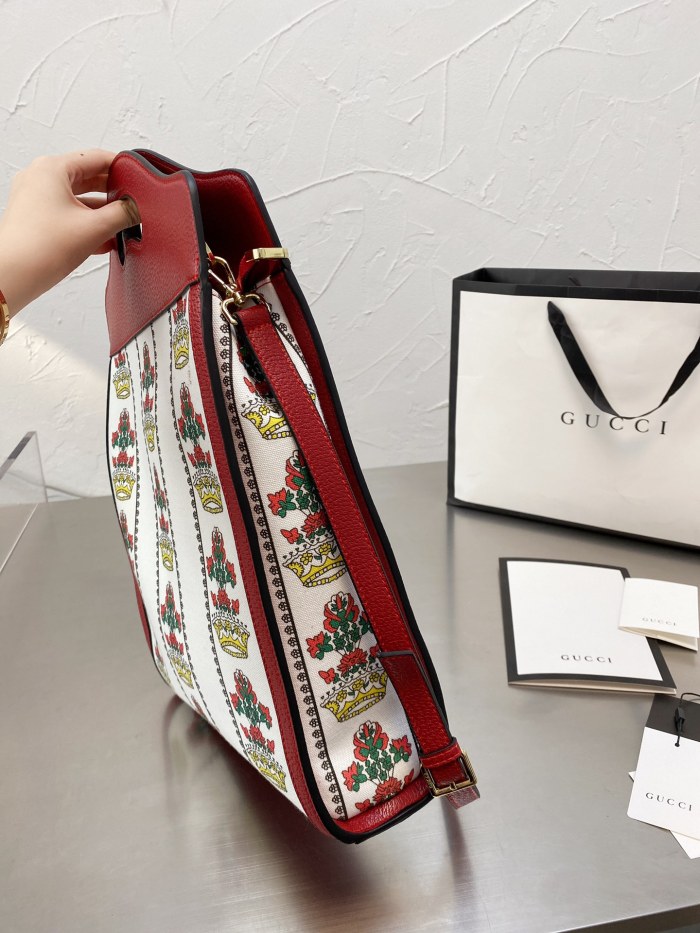 G*ucci Bag Top Quality 33*32CM
