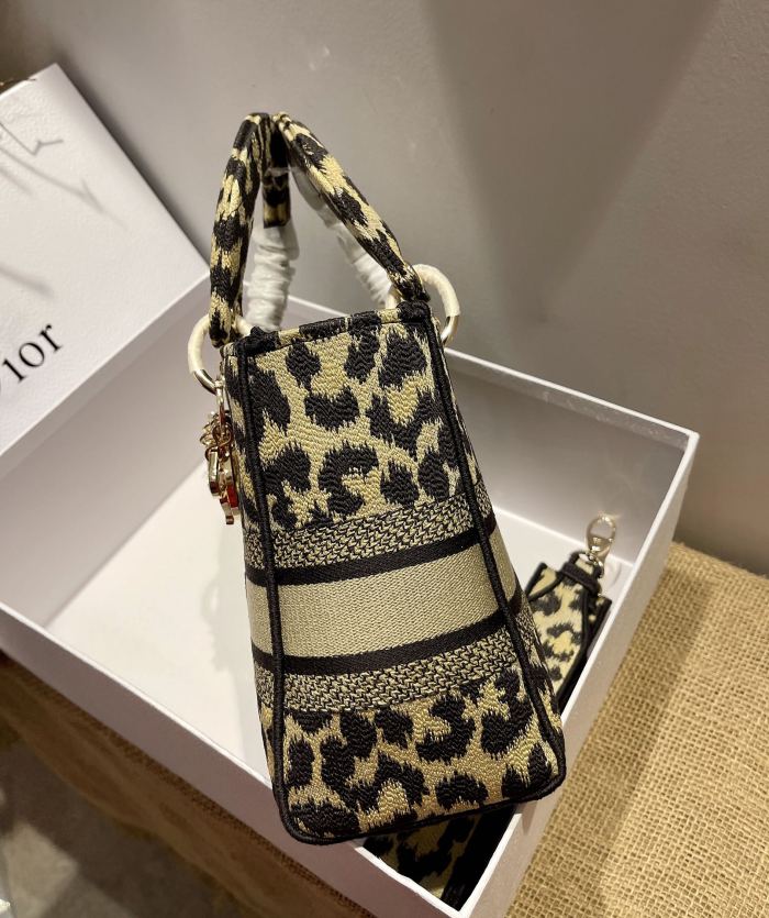 D*ior Top Bag 24*20*11cm