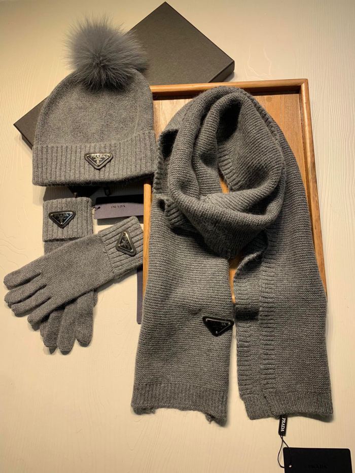 Scarf three-piece
