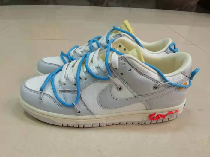 O*ff-W*hite x Nike Dunk Low
