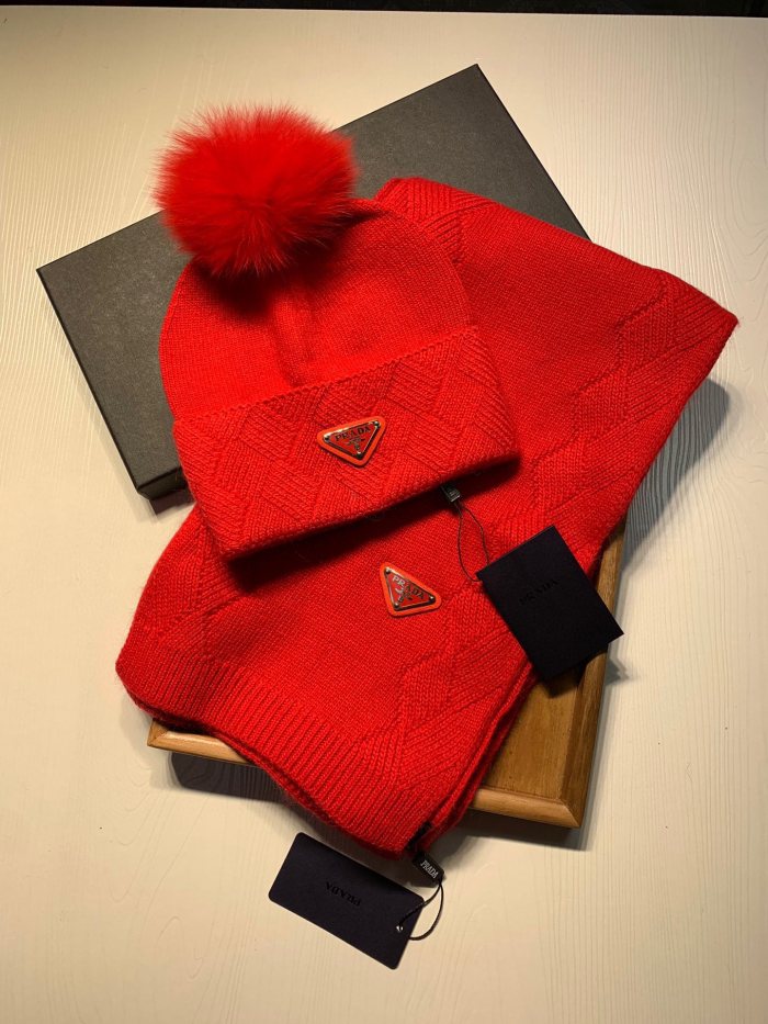 Scarf three-piece