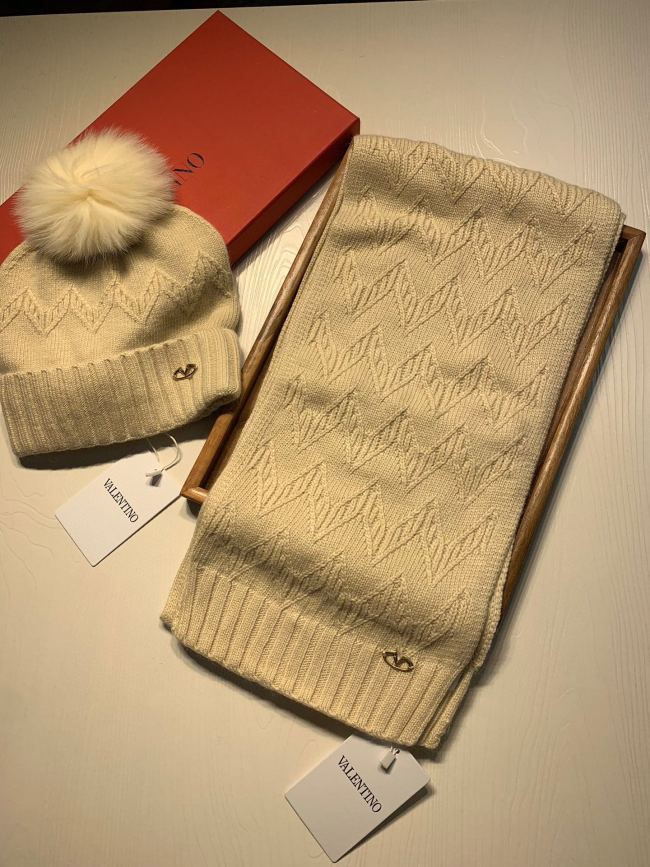 Scarf three-piece