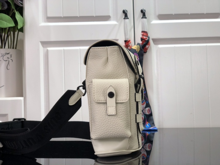 L*ouis V*uitton Top Bag 14*19.5*5cm