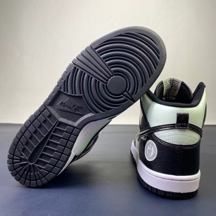 Nike SB Dunk