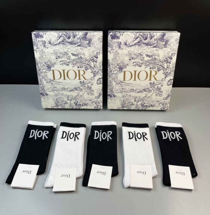 Socks 5 pairs