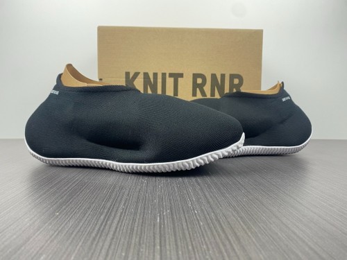 【Free shipping】Yeezy Knit Runner Black GW5354