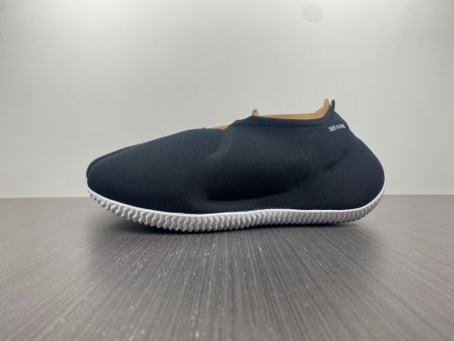 【Free shipping】Yeezy Knit Runner Black GW5354