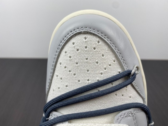 【Free shipping】Dunk Low Off-White Lot 41 DM1602-105