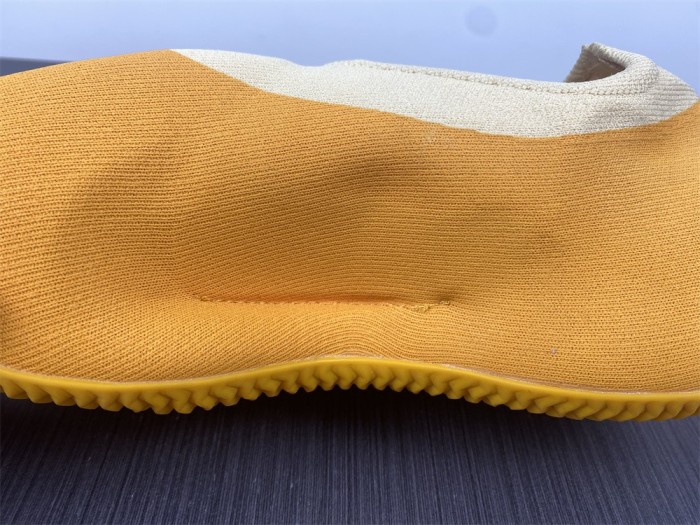 【Free Shipping】Yeezy Knit RNR Sulfur  GW5353