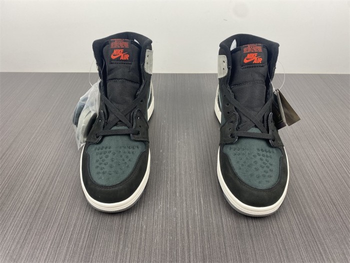 Air Jordan 1 Retro High Element Gore-Tex Black Particle Grey  DB2889-001