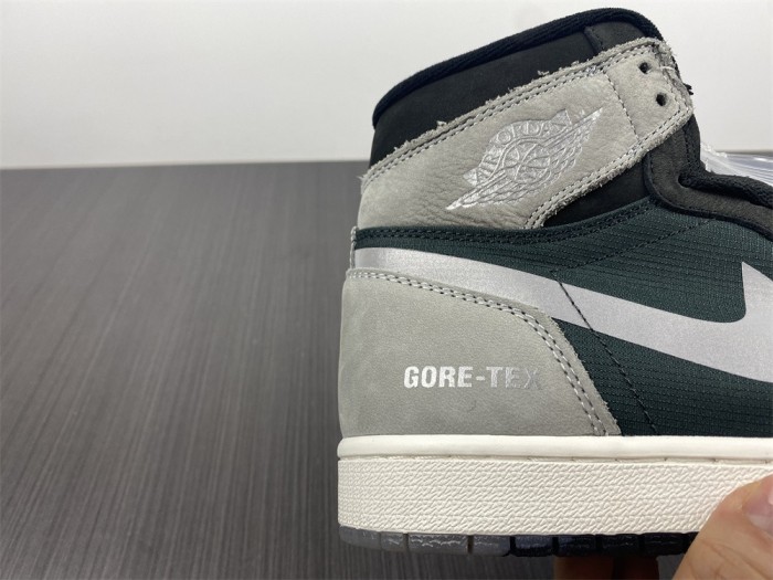 Air Jordan 1 Retro High Element Gore-Tex Black Particle Grey  DB2889-001