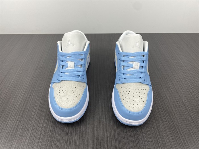 Air Jordan 1 Low Football Grey Aluminum  DC0774-050