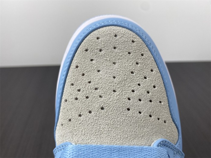 Air Jordan 1 Low Football Grey Aluminum  DC0774-050